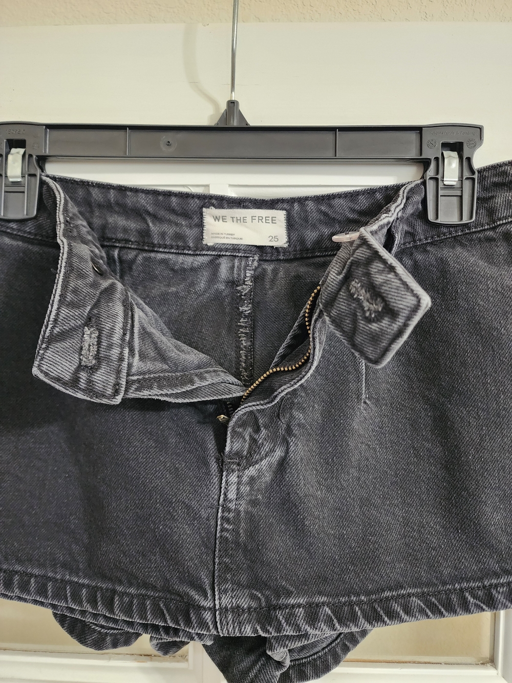 We The Free Black Washed Denim Micro Skort Mini Skirt Shorts Size 25 - Picture 6 of 11